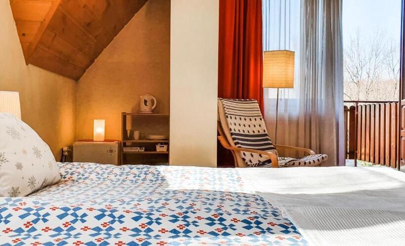 اتاق استاندارد با بالکن, Zakopane Stop