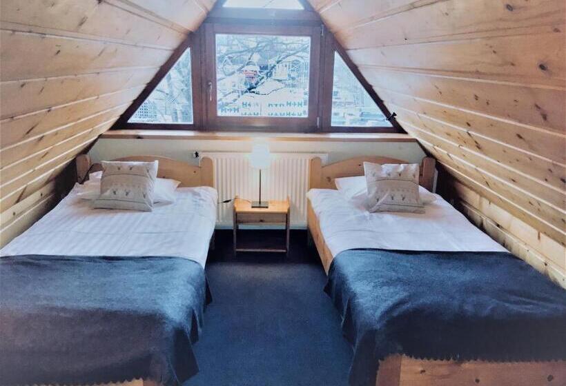 اتاق استاندارد چهار تخته, Zakopane Stop