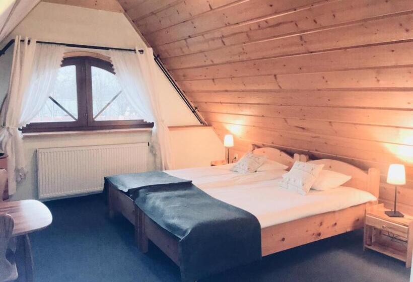 اتاق استاندارد چهار تخته, Zakopane Stop