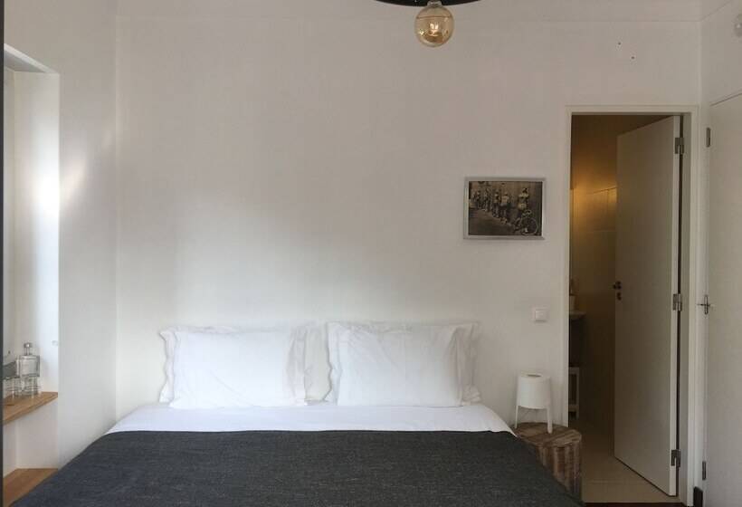 آپارتمان عادی 1 خوابه, Azen Cool House