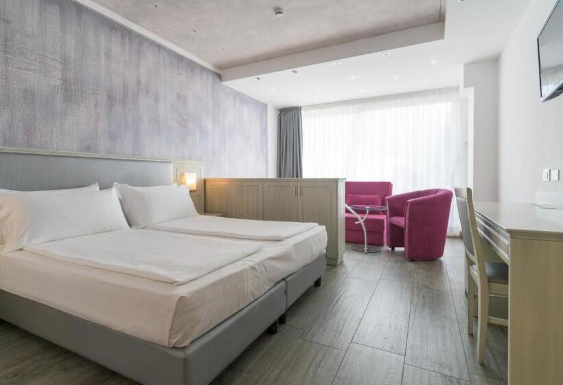 豪华湖景房, Garda Suite