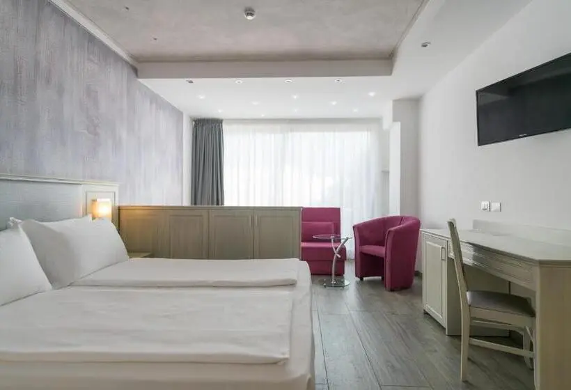 Deluxe-huone Järvinäkymä, Garda Suite Hotel Adults Only
