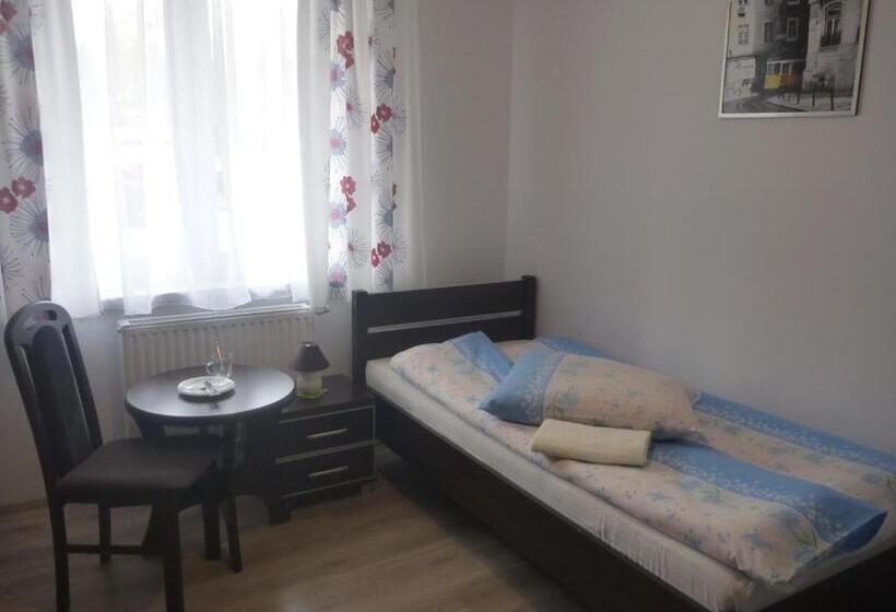 اتاق استاندارد یک نفره, Ośrodek Wypoczynkowy Nad Stawem Holiday Resort By The Lake Erholungsheim Am See Prázdninový Dů