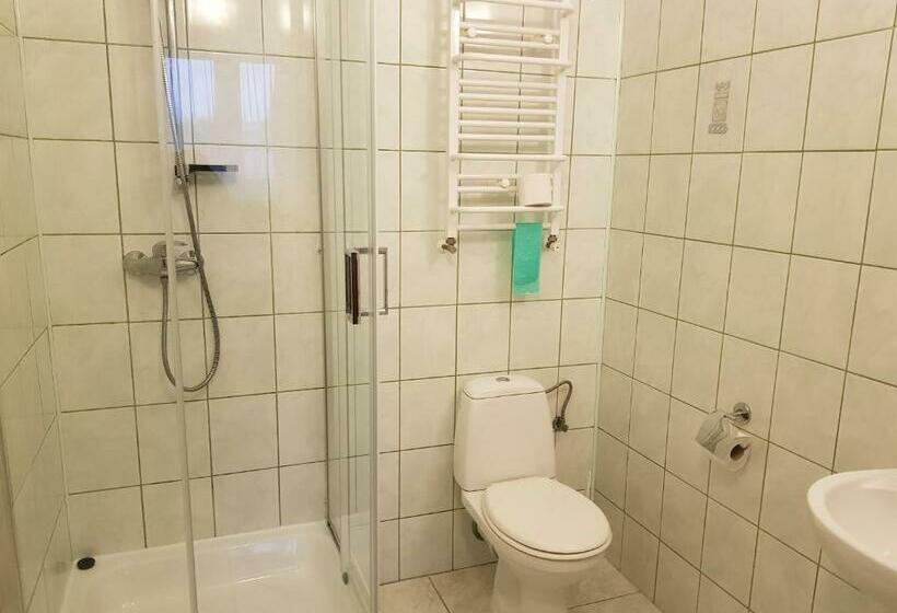 اتاق استاندارد سه نفره, Ośrodek Wypoczynkowy Nad Stawem Holiday Resort By The Lake Erholungsheim Am See Prázdninový Dů