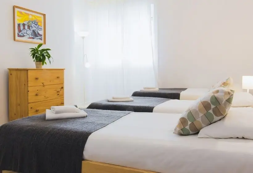 スタンダードトリプルルーム, Amar Hostel & Suites