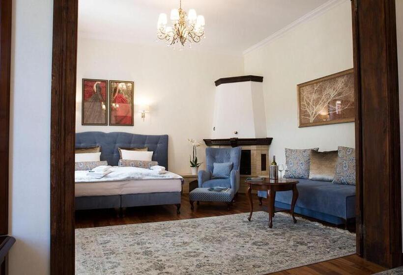 סוויטה עם טרסה, Villa Mistral