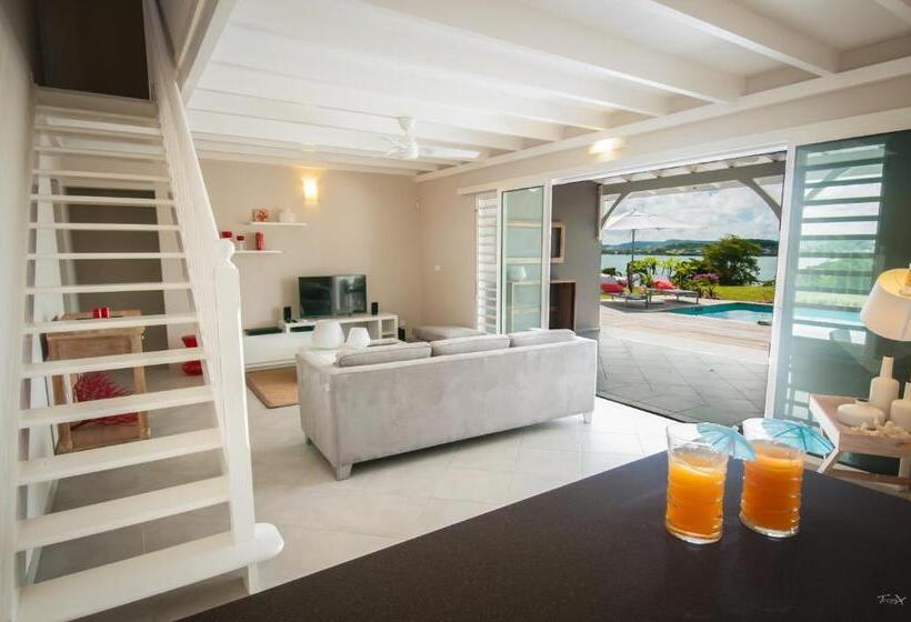 خانه 4 خوابه, Villas Palm