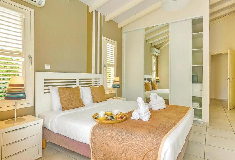 خانه 4 خوابه, Villas Palm