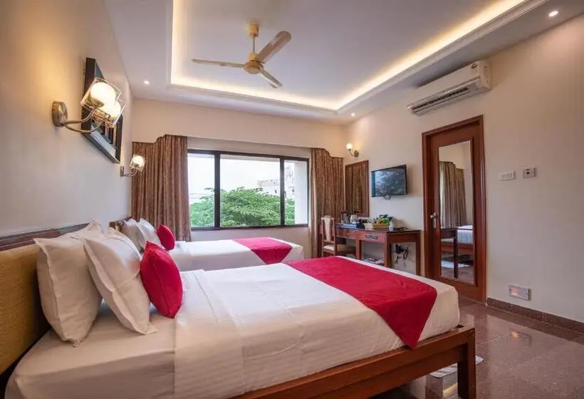 اتاق لوکس, Jenneys Residency
