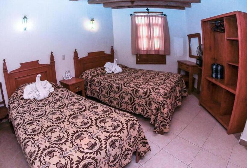 اتاق استاندارد با 2 تخت دوبل, Plaza Baratillo