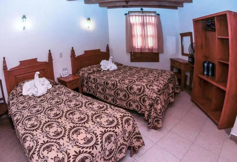 اتاق استاندارد با 2 تخت دوبل, Plaza Baratillo