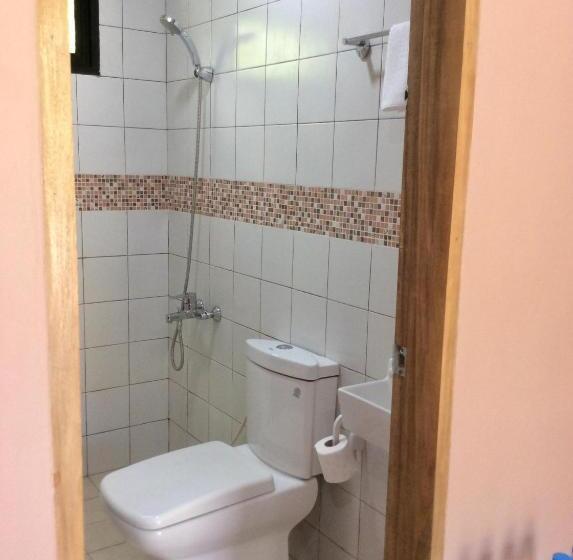 Deluxe Room, Secter Place