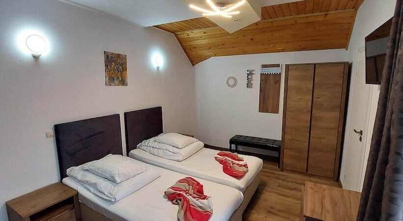 غرفة قياسية, Pensiunea Riunione