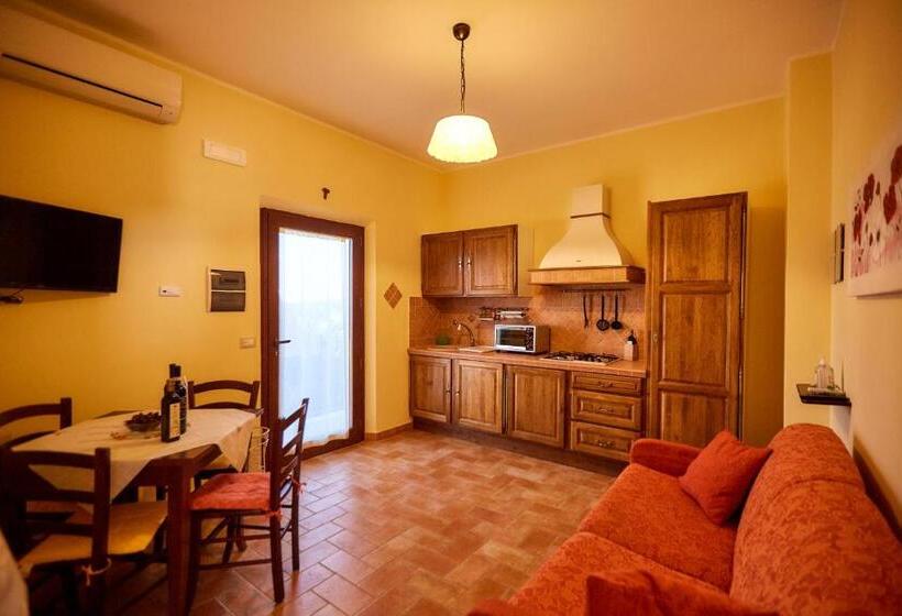 庭の見える１ベッドルームアパートメント, Agriturismo Podere Casa Al Vento