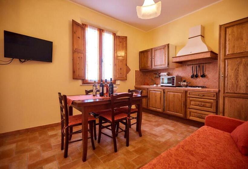 庭の見える１ベッドルームアパートメント, Agriturismo Podere Casa Al Vento