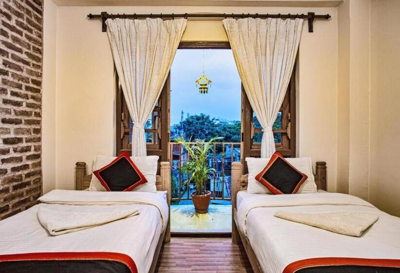 اتاق استاندارد با سرویس بهداشتی مشترک, Newa Home