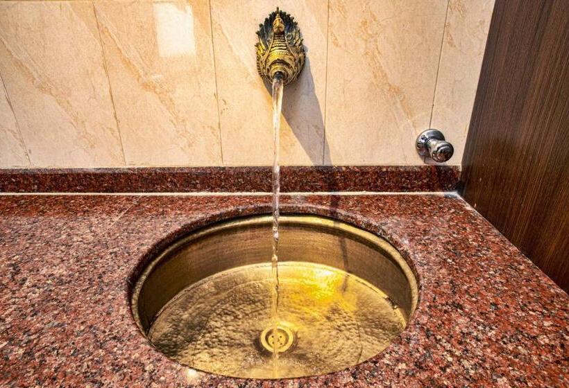 آپارتمان 1 خوابه, Newa Home