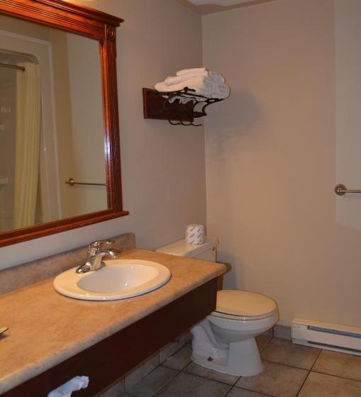 Standard Szoba King Size Bed, The Robin S Nest Tobermory