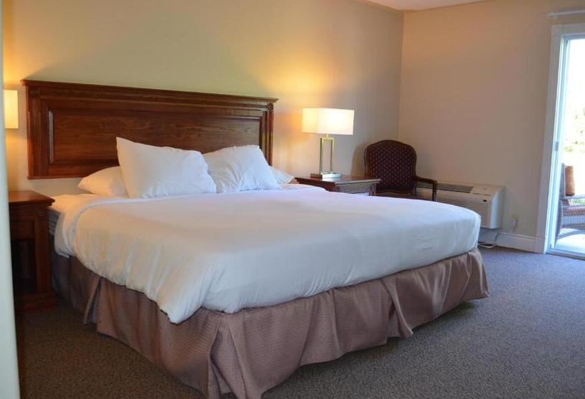 Standard Szoba King Size Bed, The Robin S Nest Tobermory