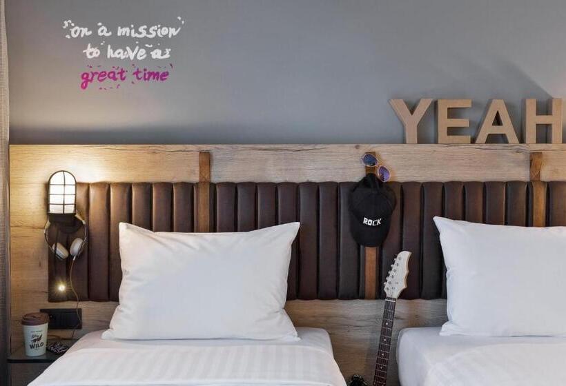 اتاق استاندارد, Moxy Katowice Airport