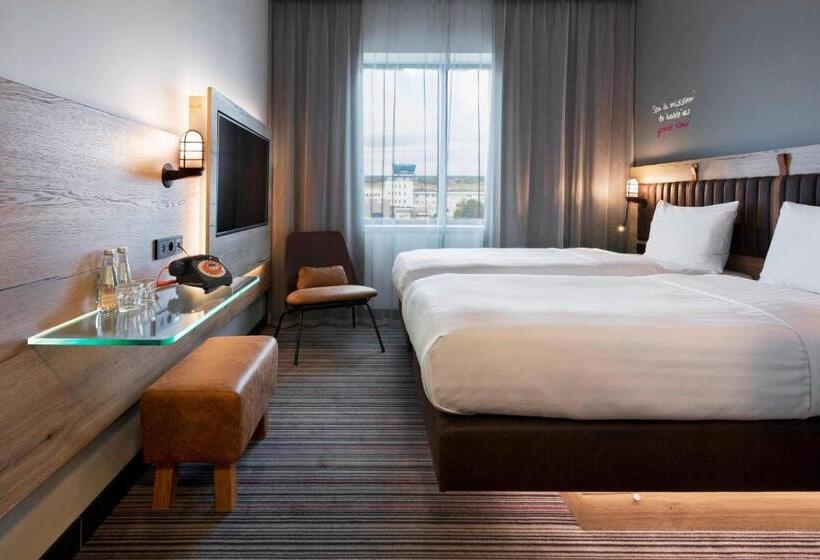 اتاق استاندارد, Moxy Katowice Airport