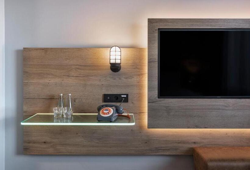 اتاق استاندارد, Moxy Katowice Airport