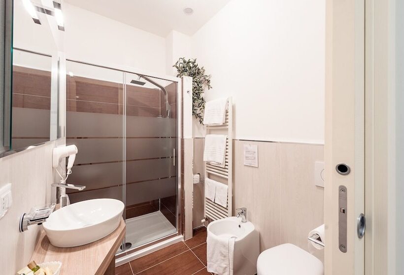 اتاق استاندارد, Ferrara Rooms