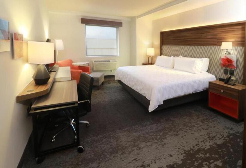 キングサイズベッドのデラックスルーム, Holiday Inn & Suites   Monterrey Apodaca Zona Airport, An Ihg