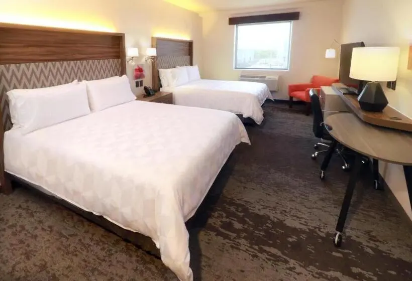 اتاق لوکس, Holiday Inn & Suites   Monterrey Apodaca Zona Airport, An Ihg