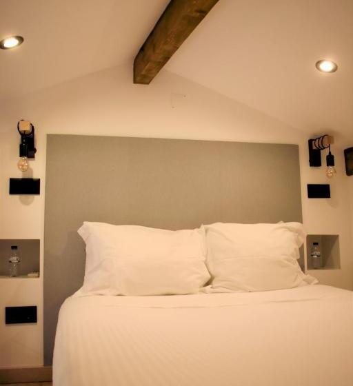 اتاق لوکس, Casa Malpique