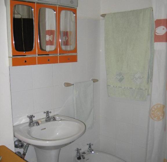 اتاق استاندارد یک تخته با سرویس بهداشتی مشترک, Residencia Do Norte