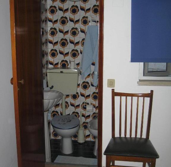 اتاق استاندارد با سرویس بهداشتی مشترک, Residencia Do Norte