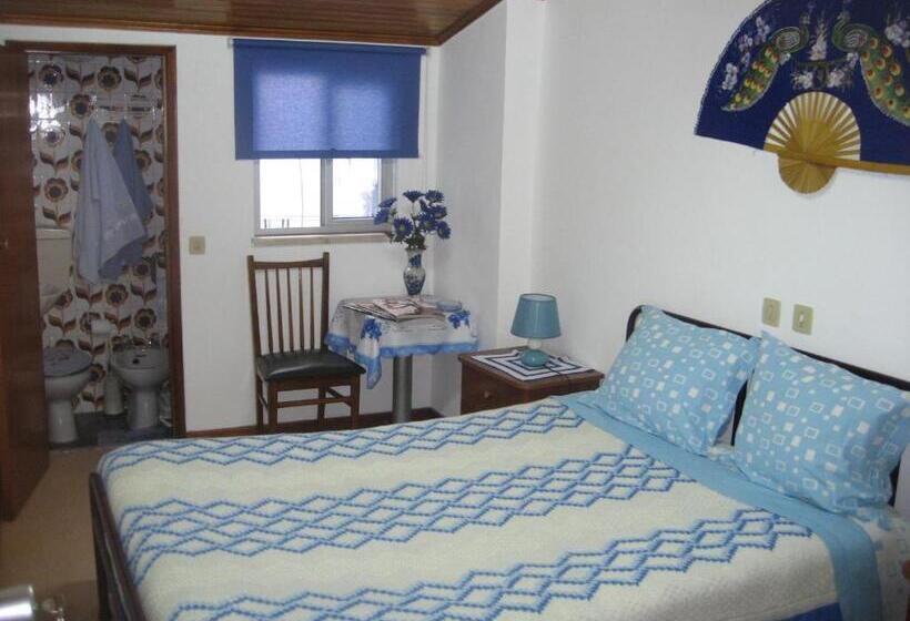 اتاق استاندارد با سرویس بهداشتی مشترک, Residencia Do Norte