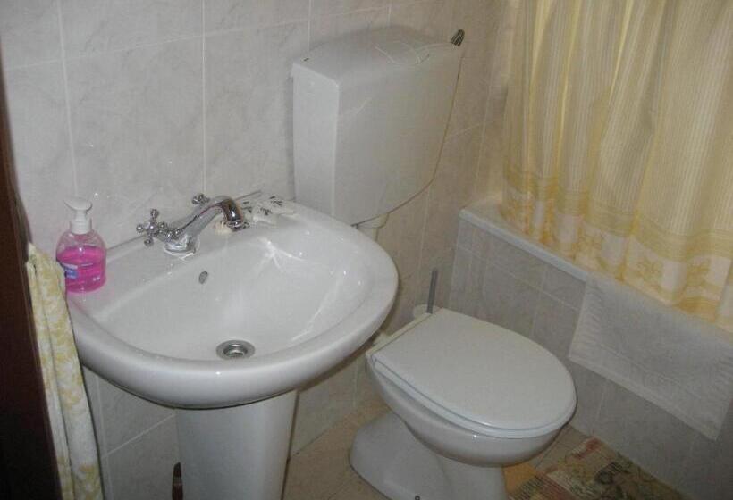 اتاق استاندارد سه نفره, Residencia Do Norte