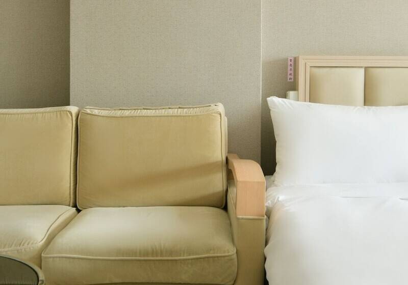 اتاق سوپریور چهار تخته, Champs Elysees