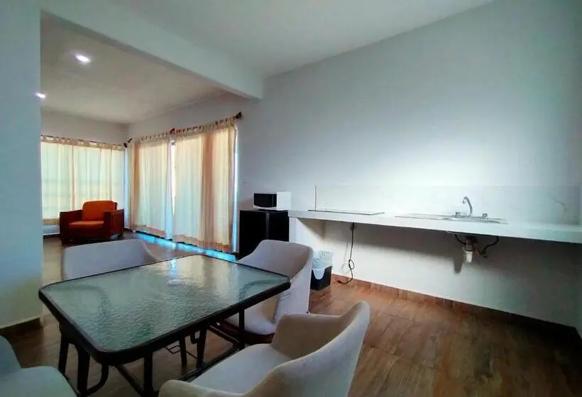 Quarto Familiar Superior, José Y Glendy