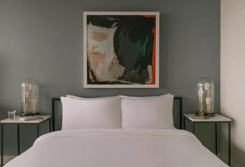 استودیوی استاندارد, Sonder At Pierce Boston
