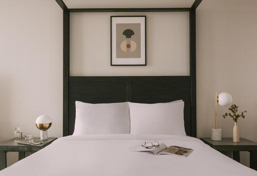 スタンダードスタジオ, Sonder At Pierce Boston