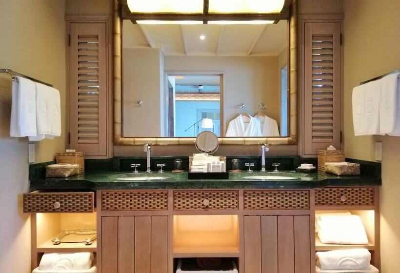 ویلای 1 خوابه, The Pristine Villas And Bungalows At Palau Pacific Resort