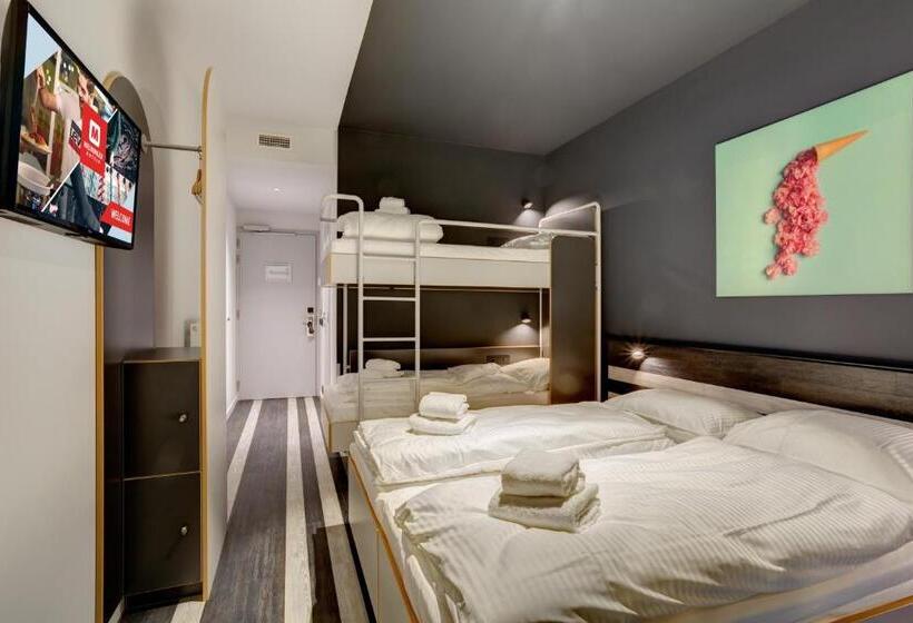 Négyágyas Standard Szoba, Meininger Hotel Bruxelles Gare Du Midi