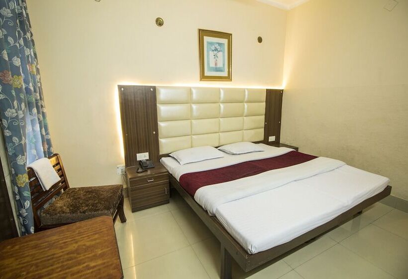 Deluxe Rum, Wow Stayz2 Hotel Jahanvi Dale