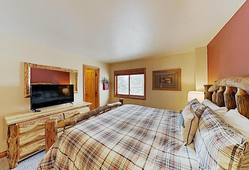 דירת שני חדרים, Beaver Creek West O2