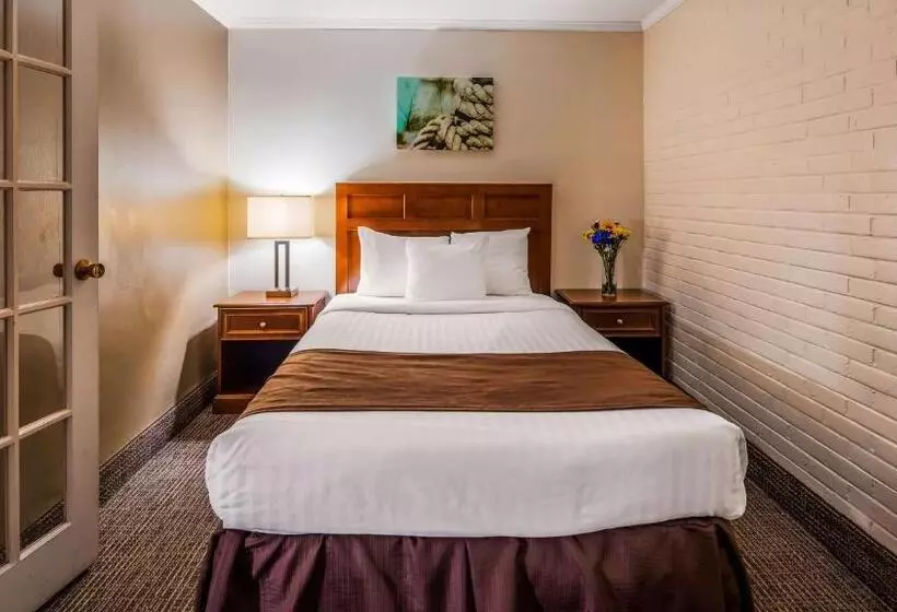 اتاق استاندارد, Best Western Adams Inn Quincy Boston