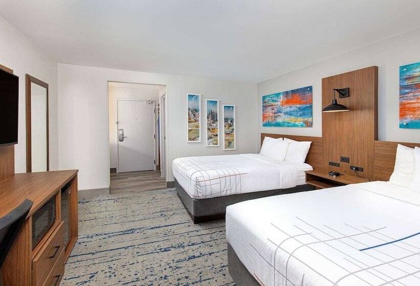Номер Deluxe, La Quinta By Wyndham Nashville Airport