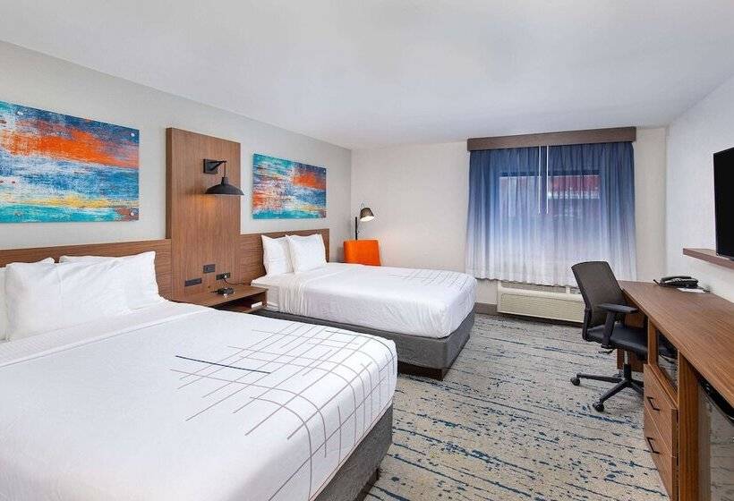 Номер Deluxe, La Quinta By Wyndham Nashville Airport