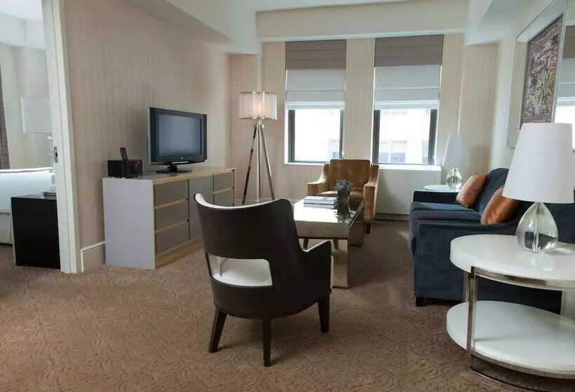 سوئیت برای معلولان, The Benjamin Royal Sonesta New York