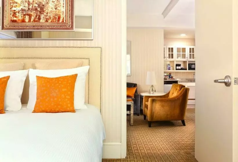 سوئیت برای معلولان, The Benjamin Royal Sonesta New York