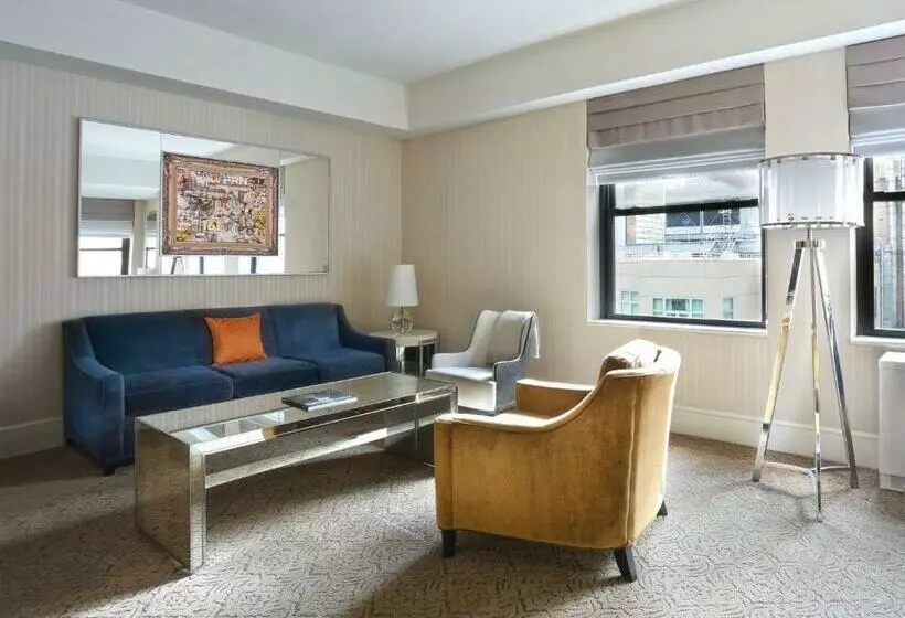سوییت لوکس, The Benjamin Royal Sonesta New York