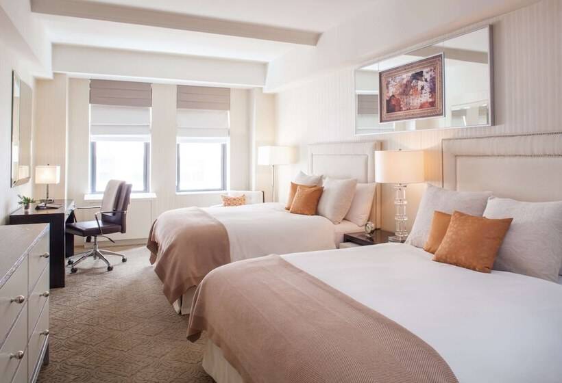 استودیوی لوکس, The Benjamin Royal Sonesta New York