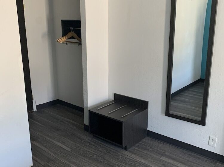 اتاق استاندارد با 2 تخت دوبل, Motel 6 Lincoln, Ne Airport